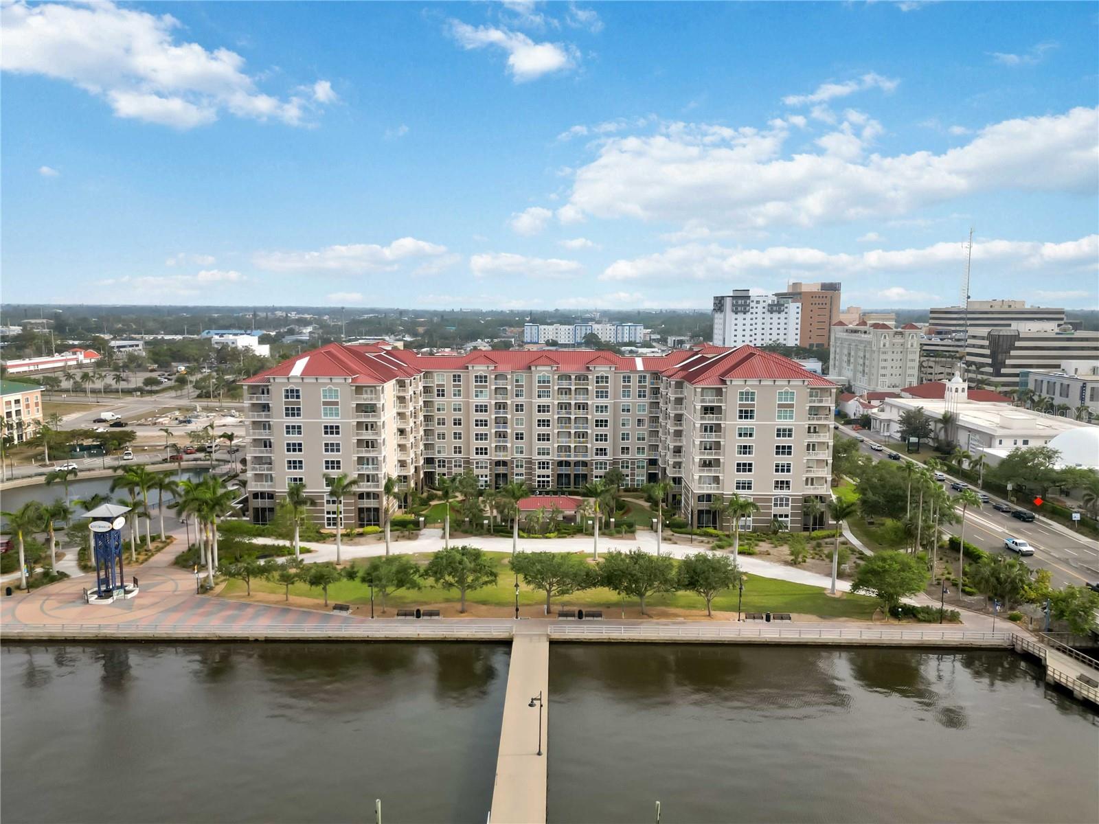 808 3rd Avenue, FL