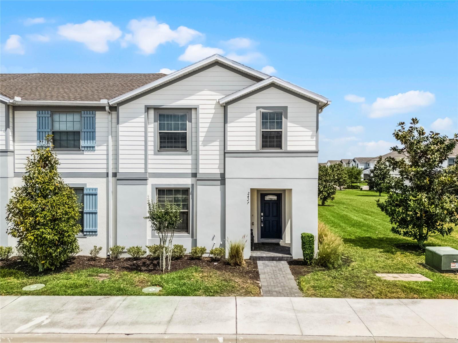 2427 Dubai Street, FL