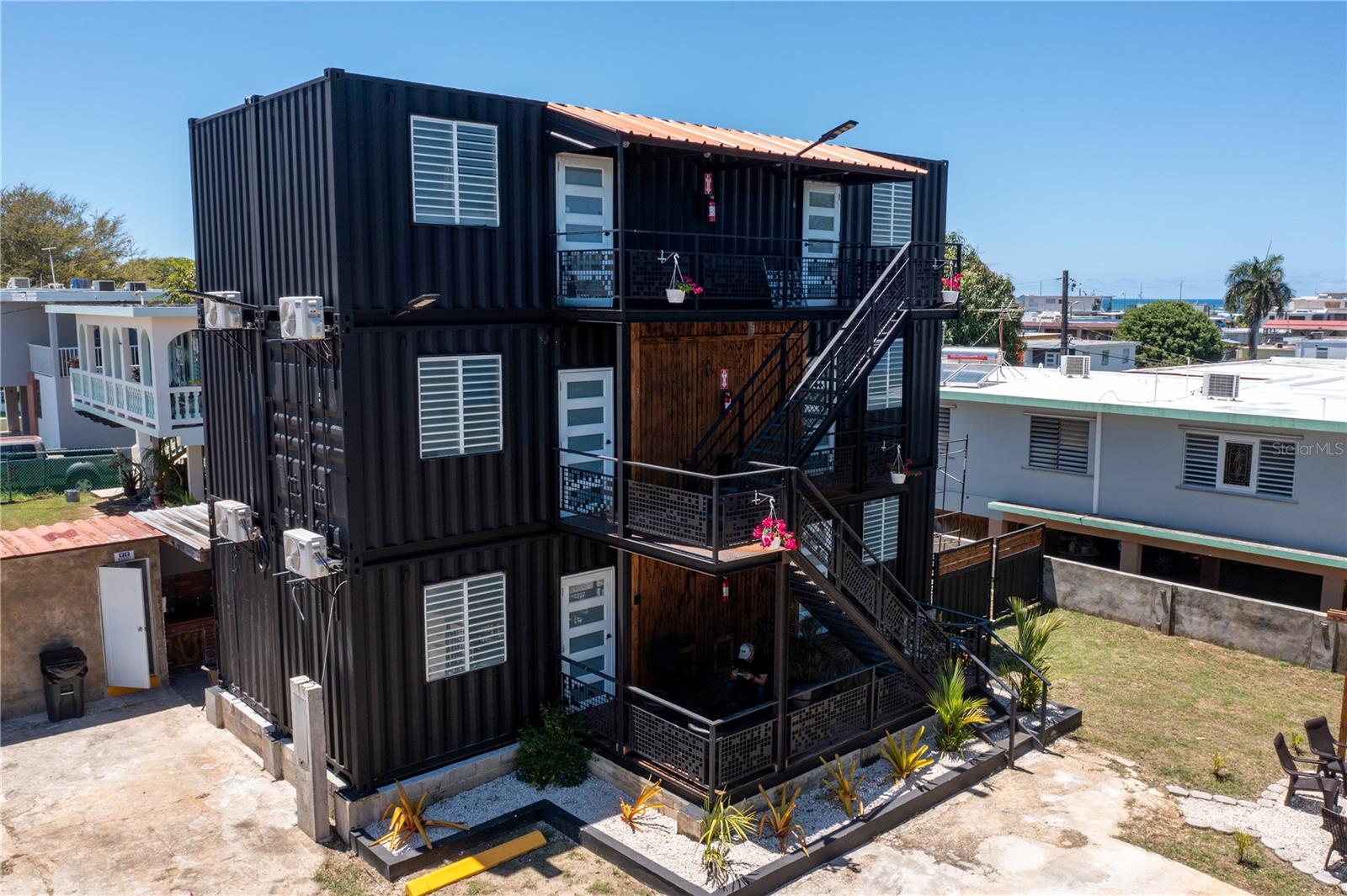 Condo. Entre Olas Carr. #686, Bo. Puerto Nuevo, PR