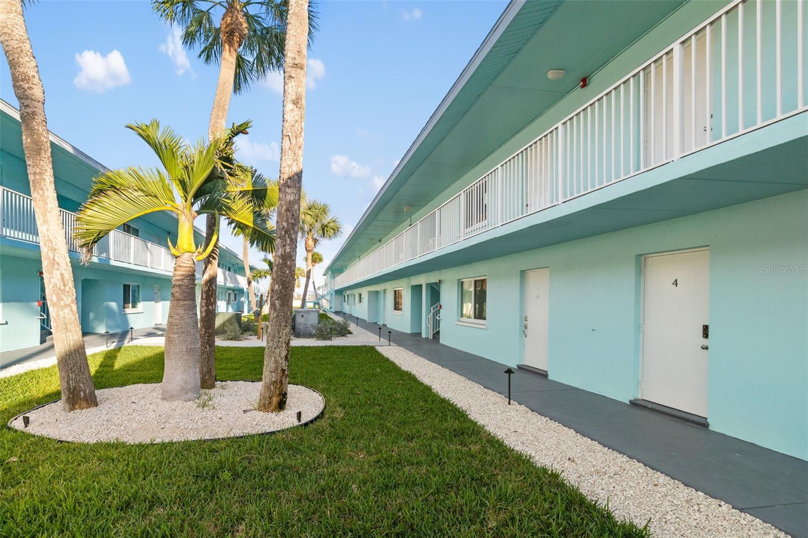 117 7th Street, FL