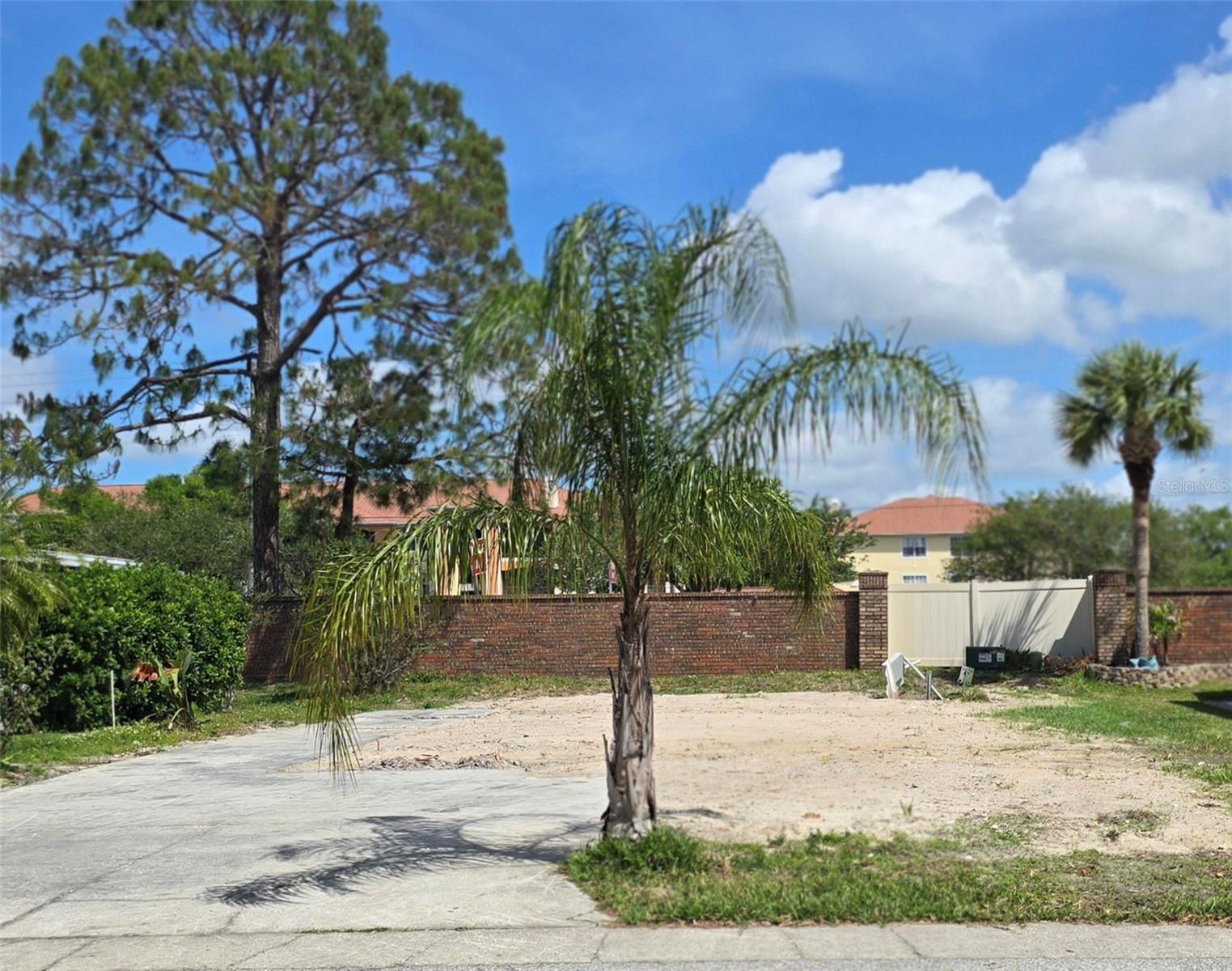 257 Pelican Dr N, FL