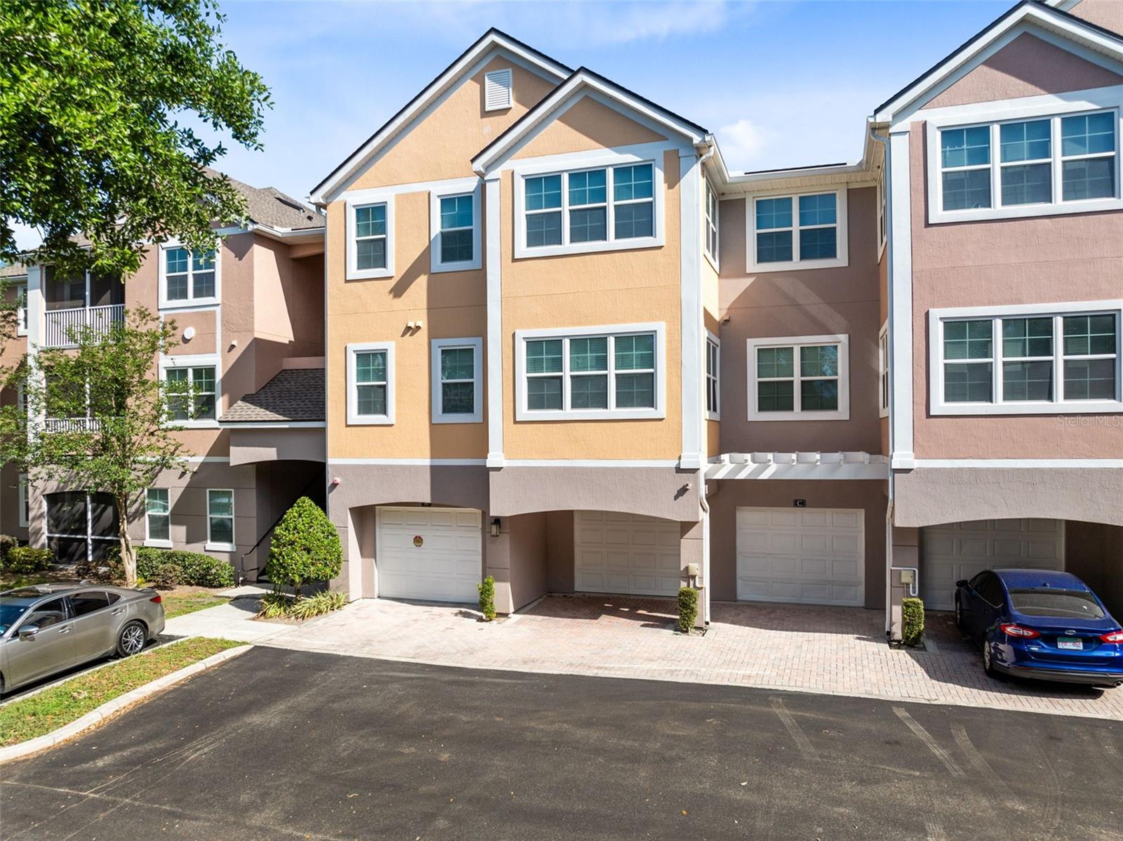 6685 Queens Borough Ave #202, FL