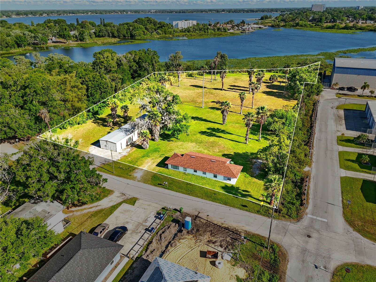 802 Avenue L Sw, FL