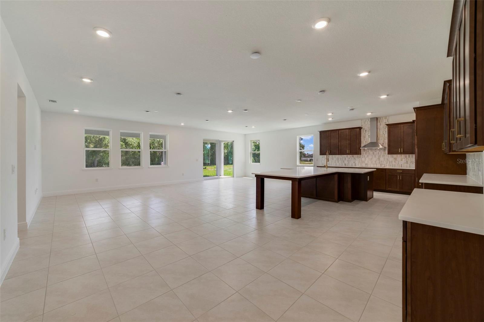 3057 Water Clover Court, FL