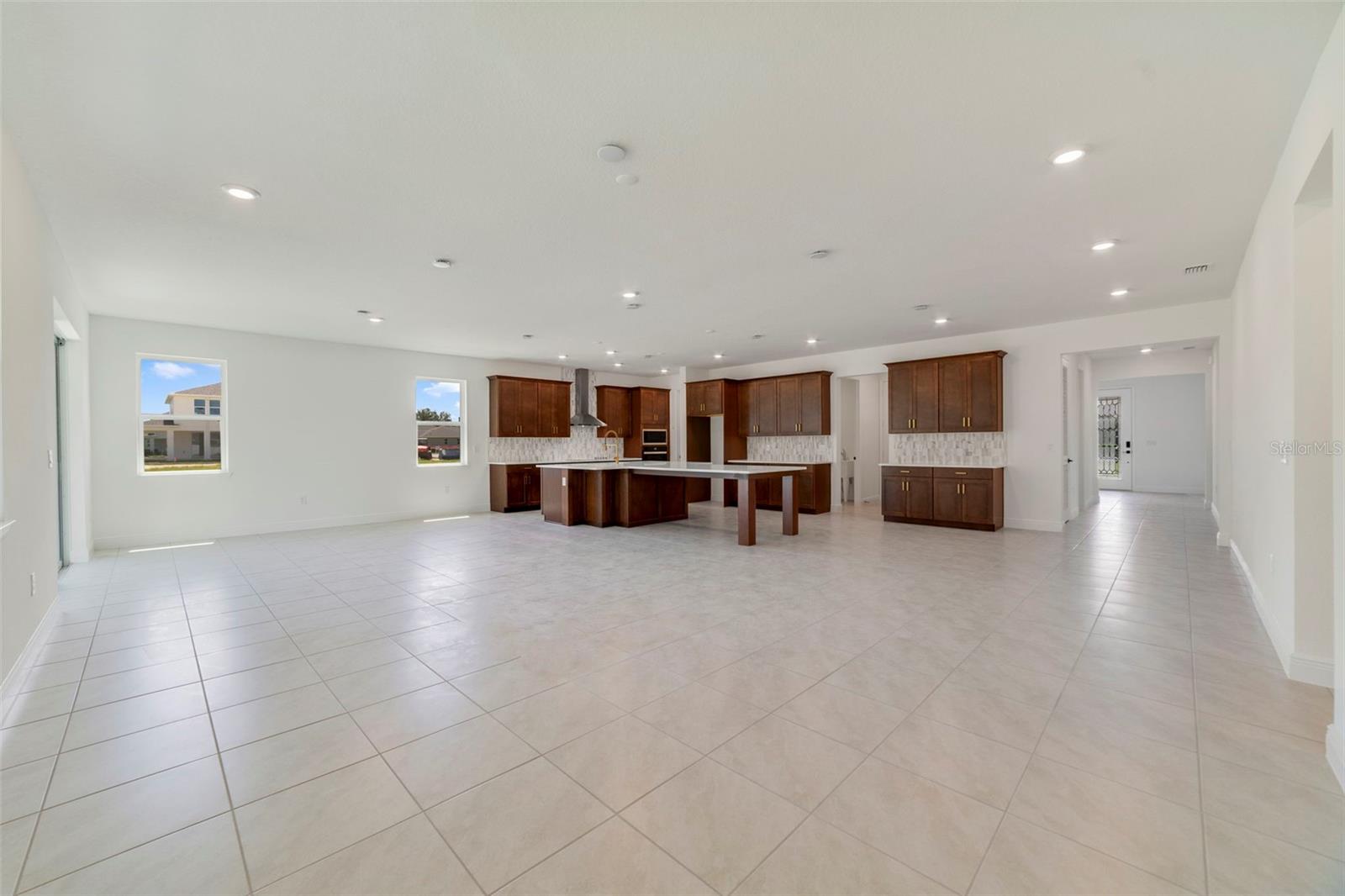 3057 Water Clover Court, FL