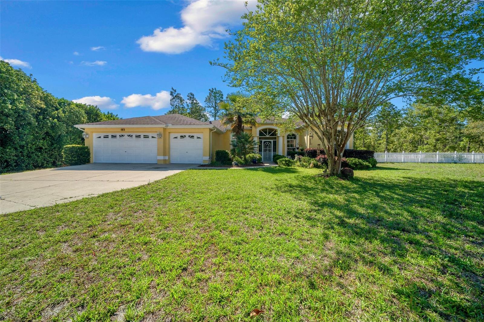 9 Grevillea Court, FL