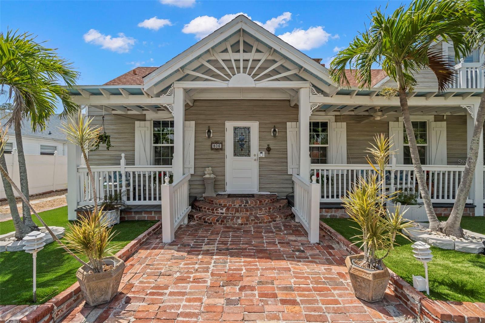 806 Narcissus Avenue, FL
