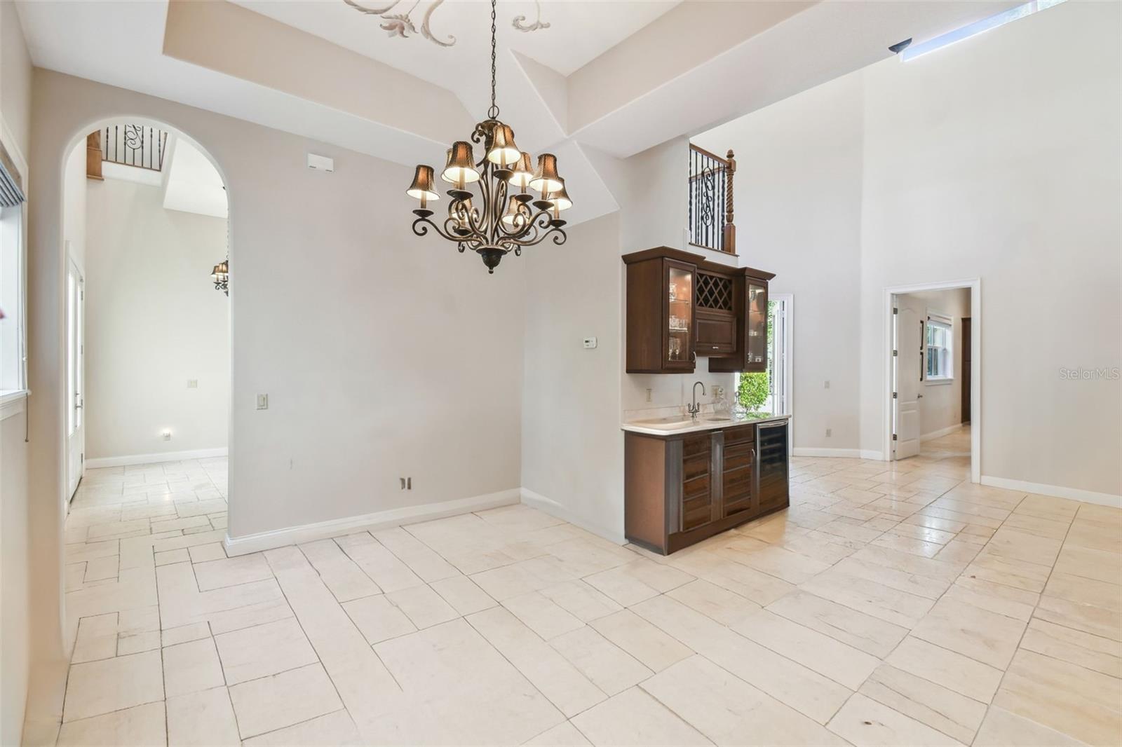 755 Cranes Court, FL