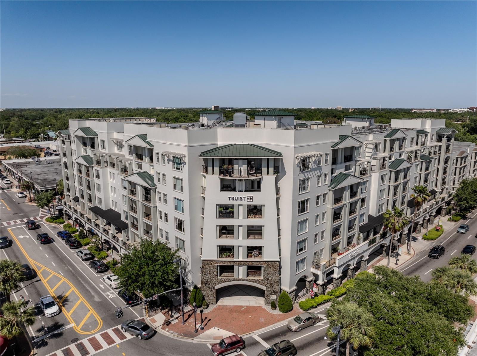 2305 Edgewater Drive, FL