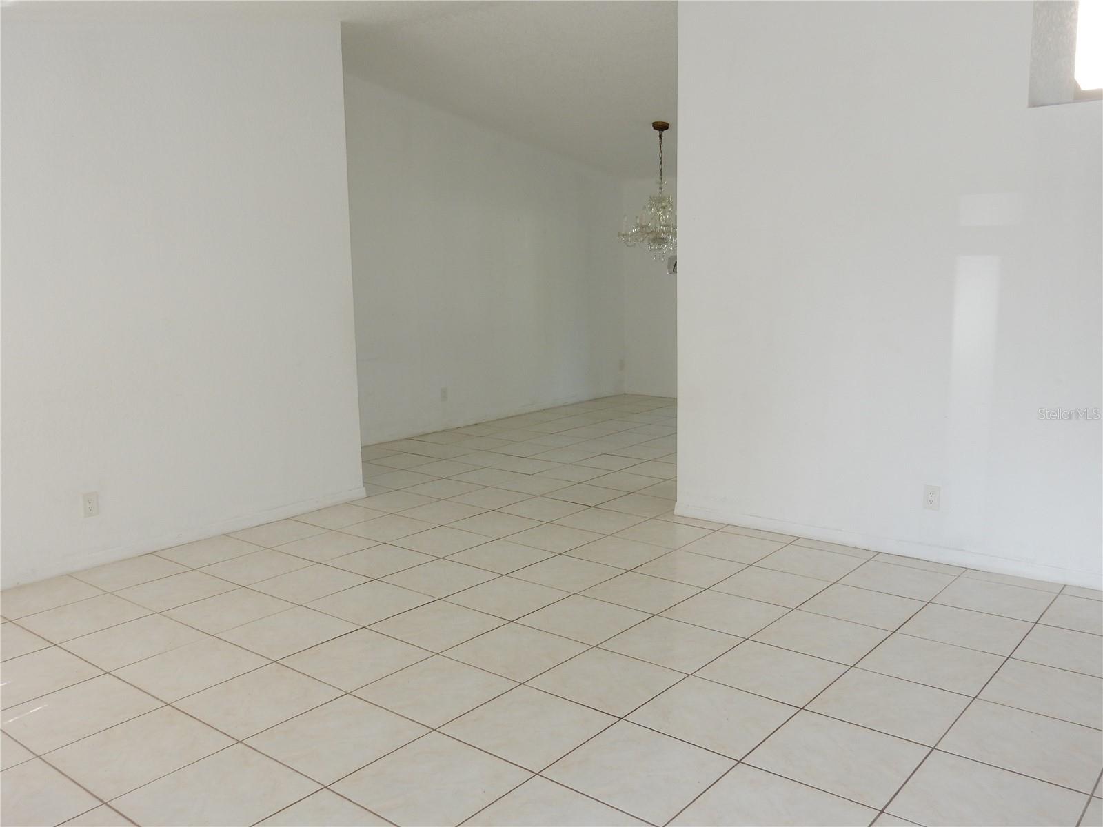 582 Reading Street, FL