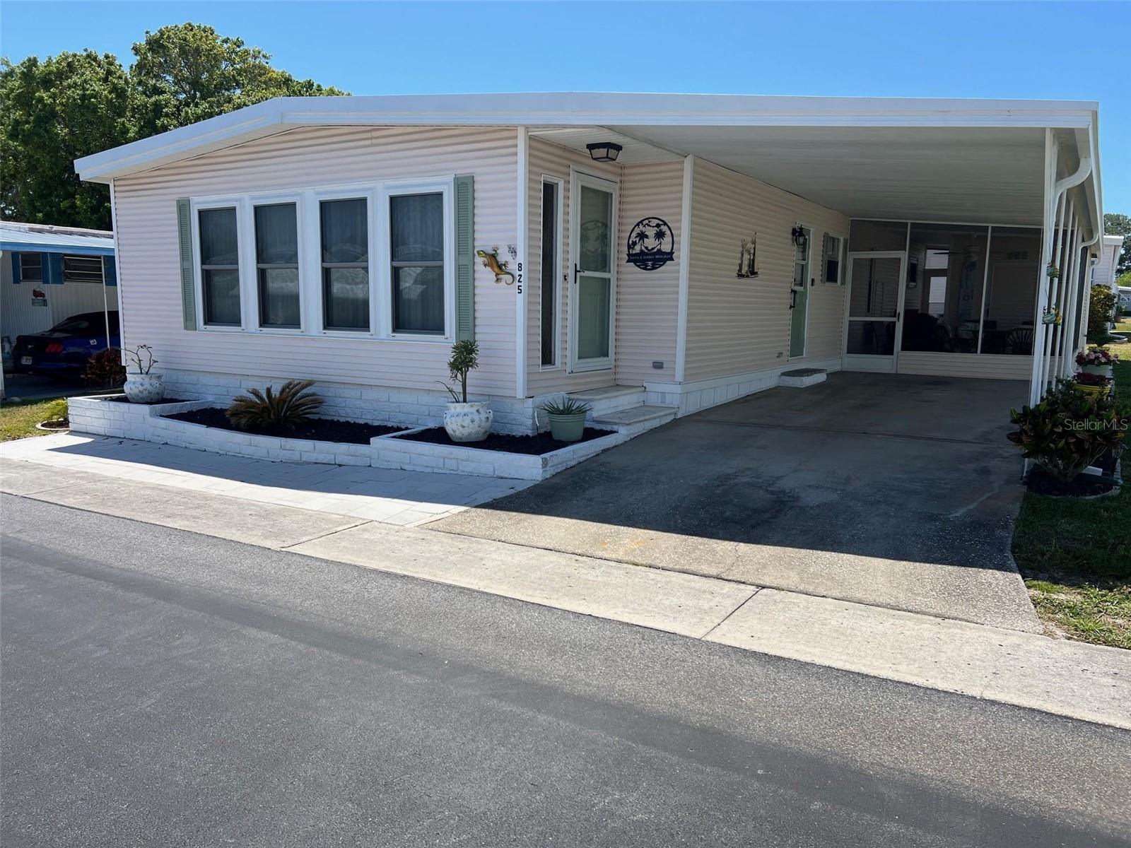 825 Coconut Palm Street, FL