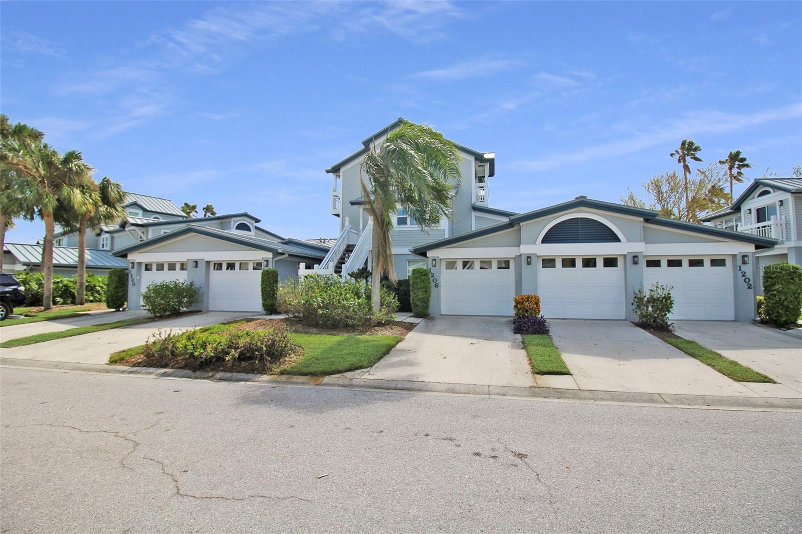 1206 Siesta Bayside Drive, FL