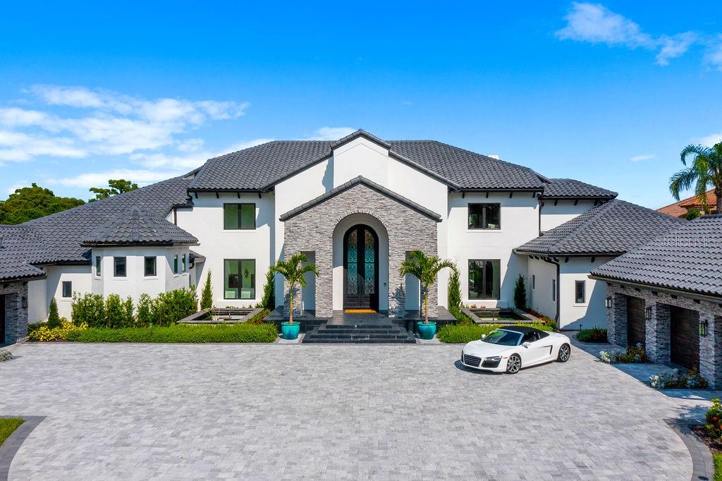 570 Manor Road, FL