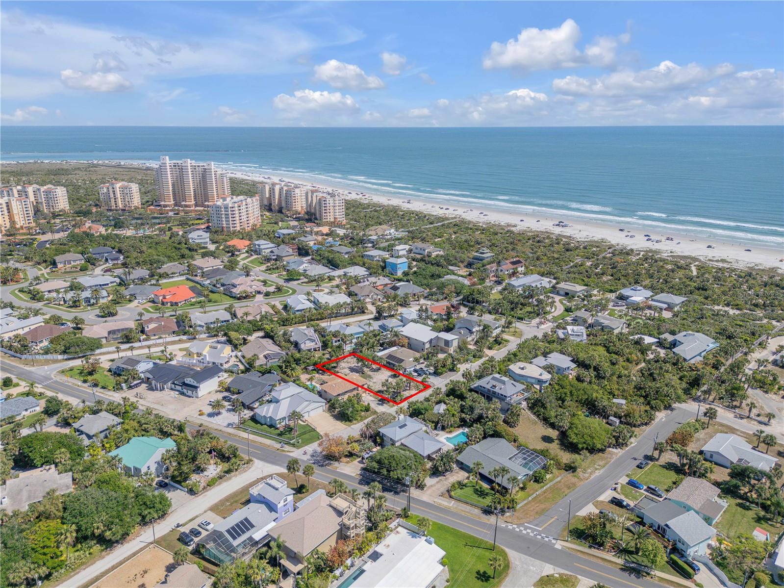 204 Dune Cir, FL