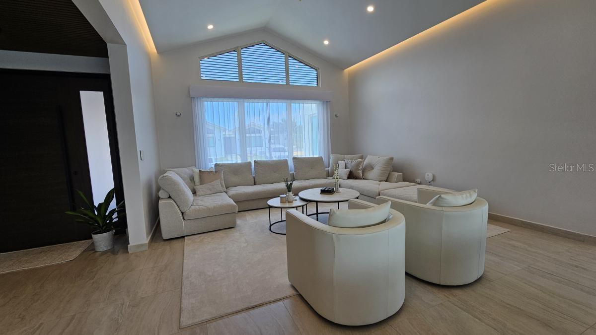 677 Lavanda, PR