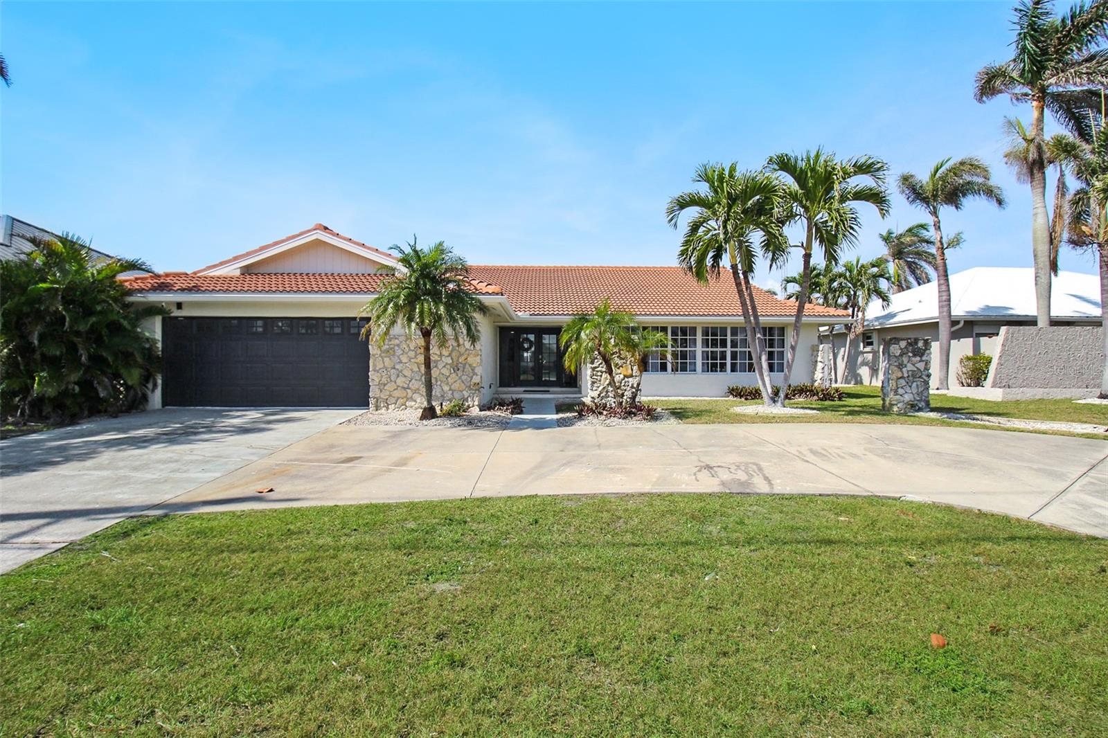 945 Bal Harbor Boulevard, FL