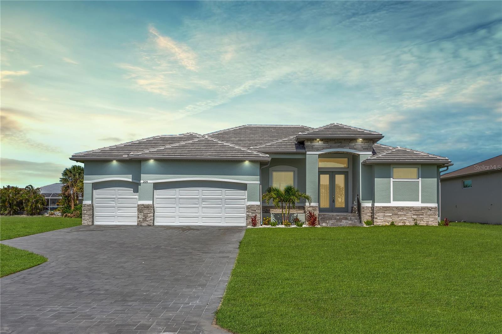 209 Rotonda Boulevard, FL