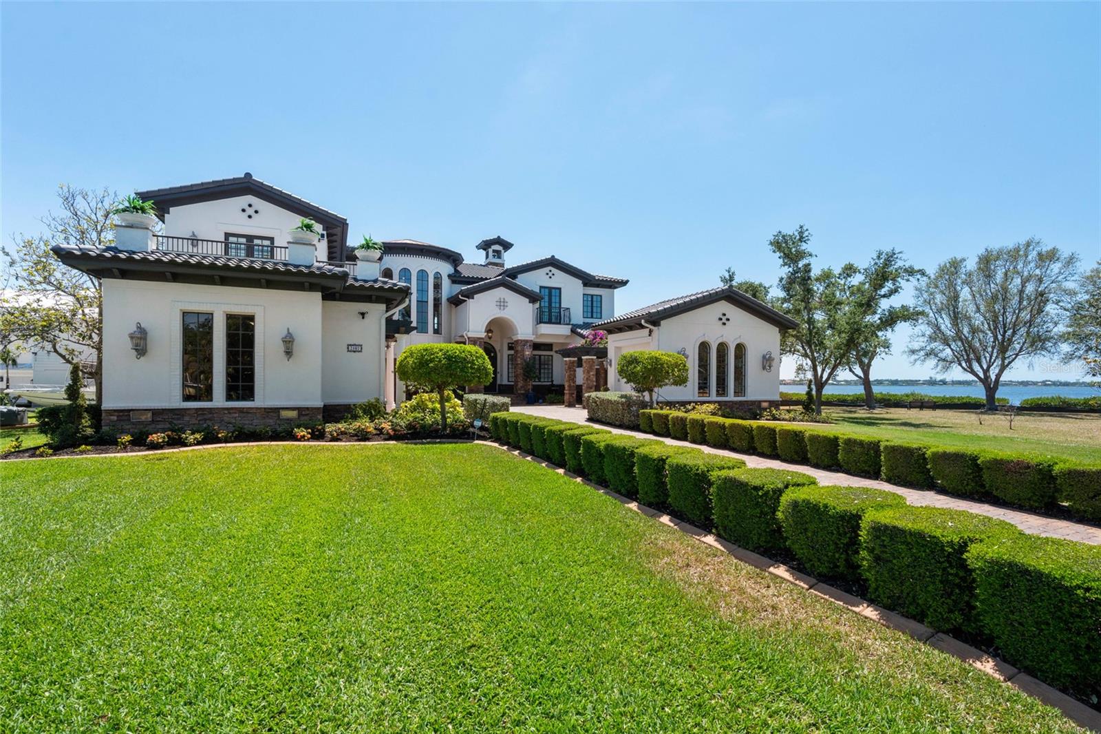 2107 4th Street Court, FL