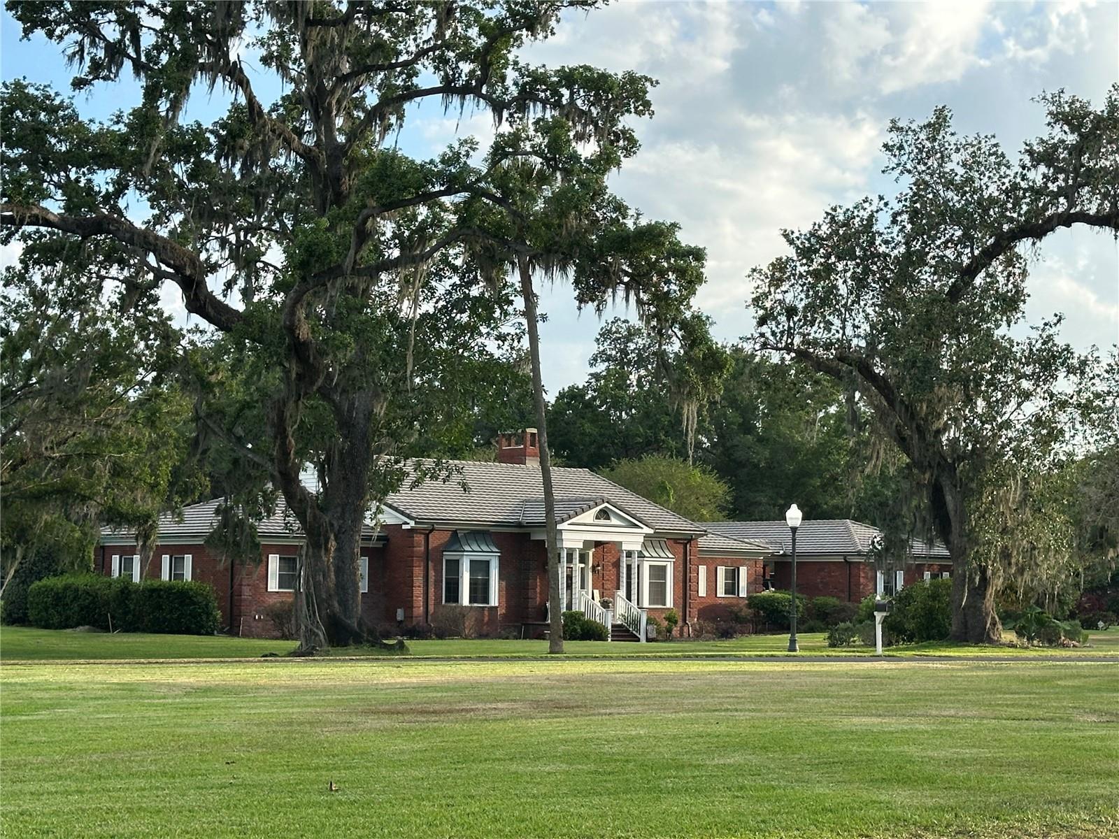 708 Main Street, FL
