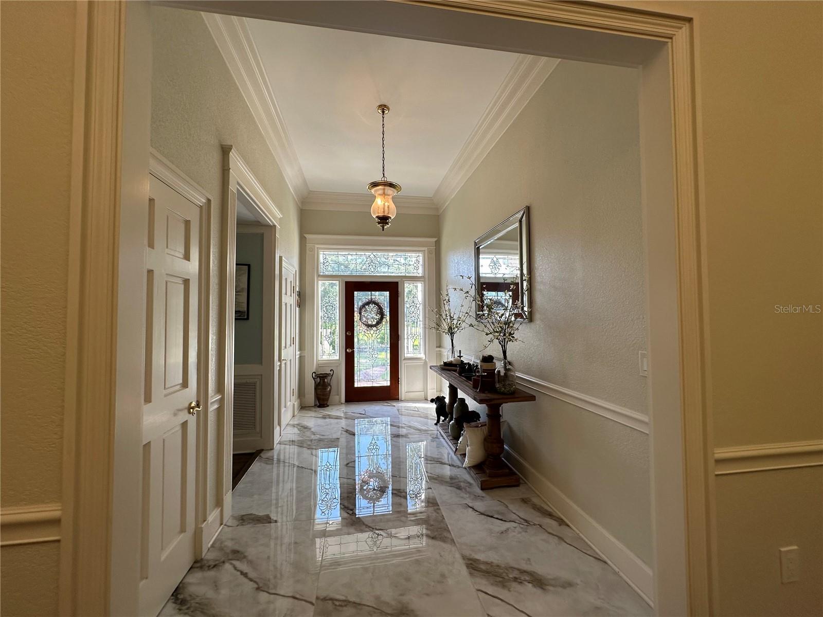 708 Main Street, FL