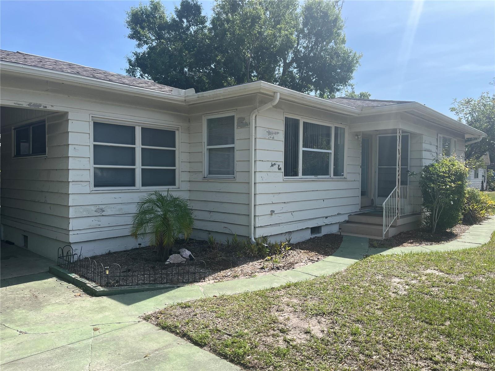 2415 Pelican Dr, FL