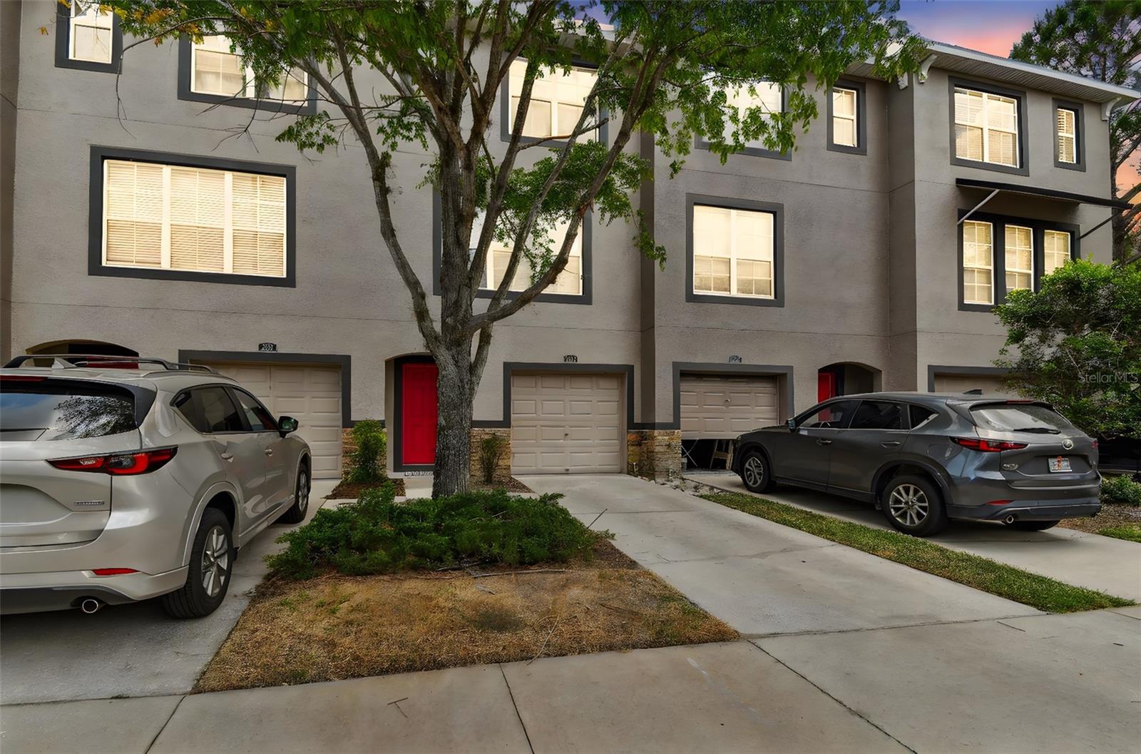 2547 Lexington Oak Dr, FL