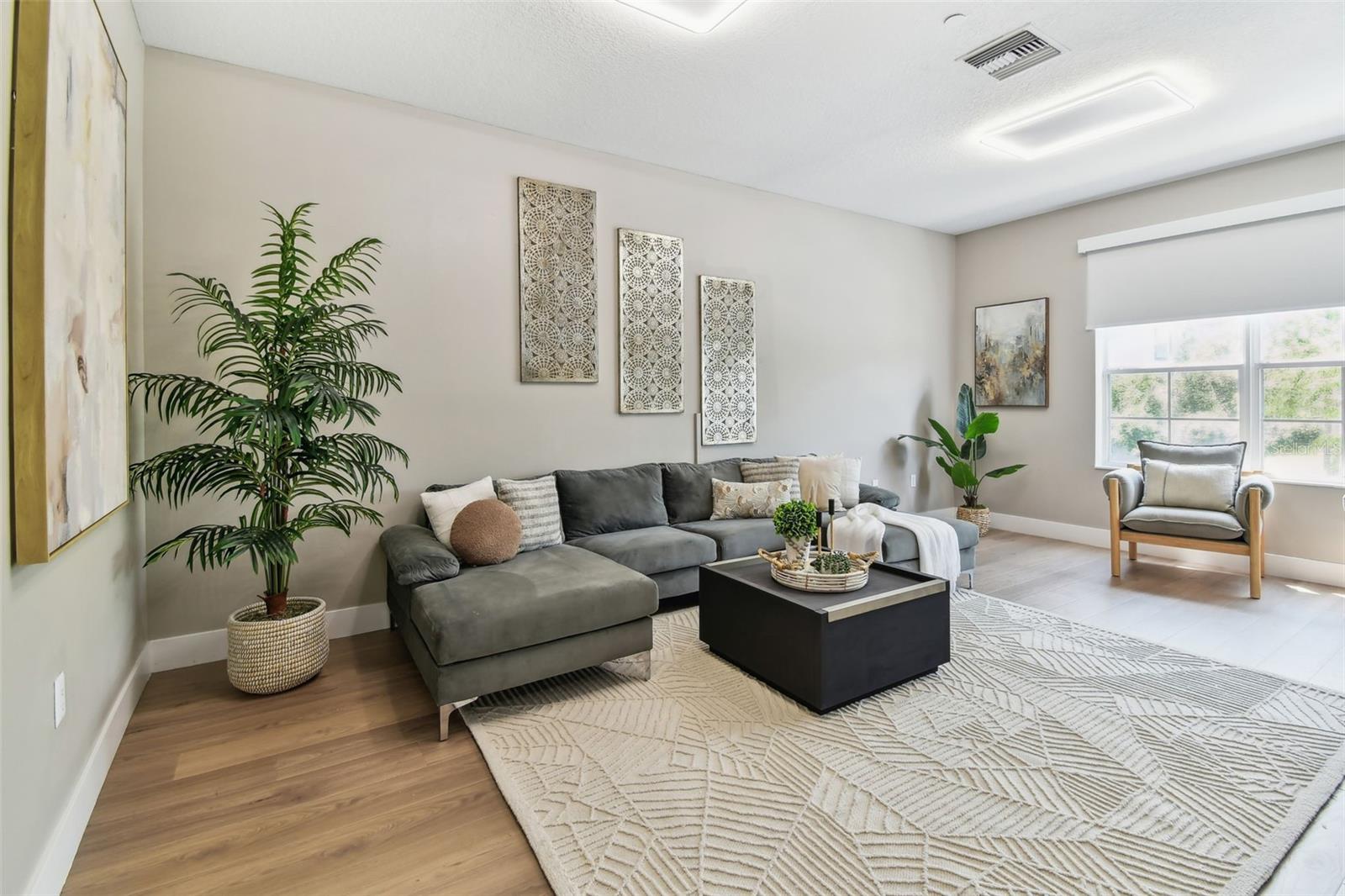 2547 Lexington Oak Drive, FL