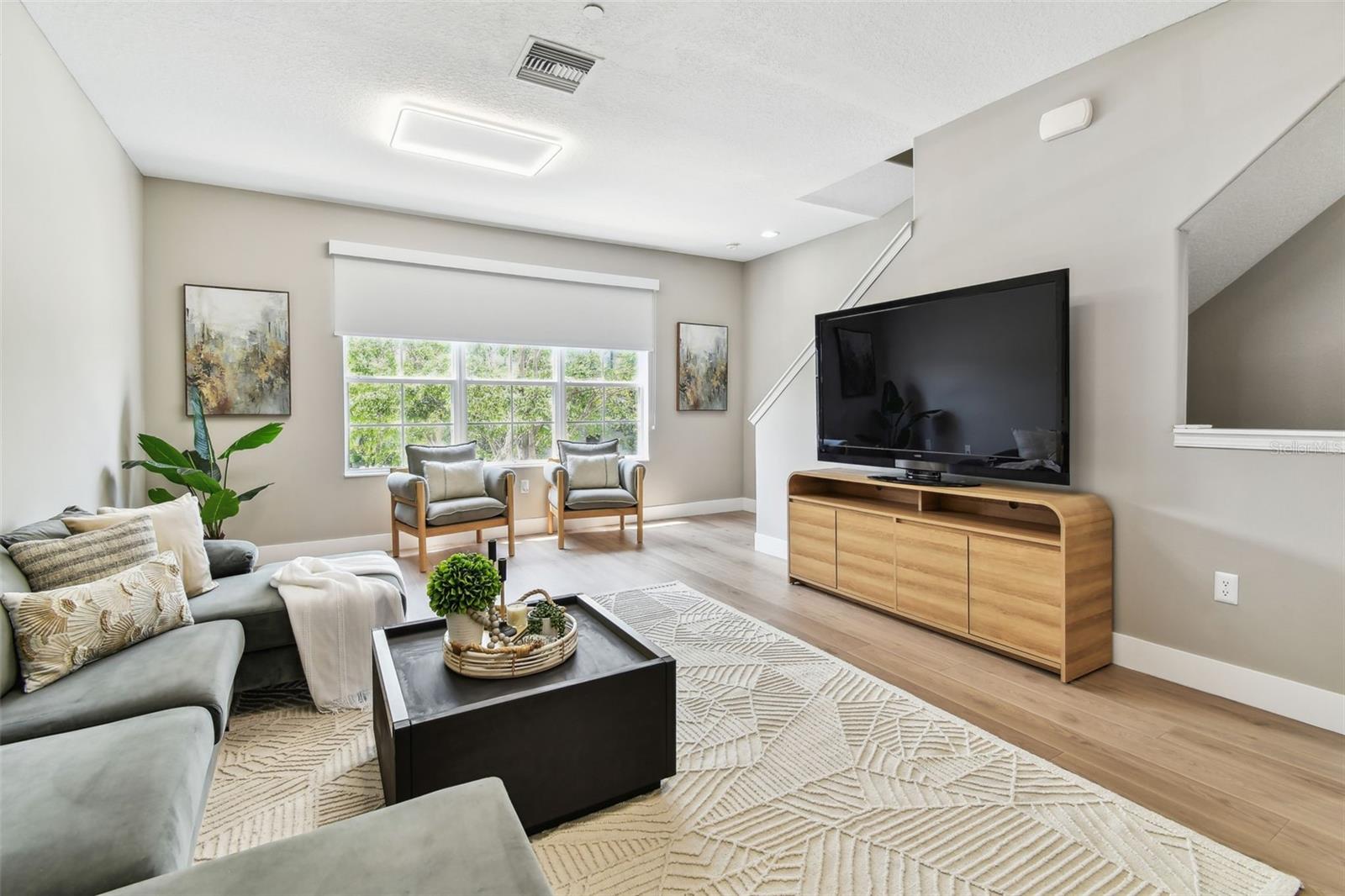 2547 Lexington Oak Drive, FL