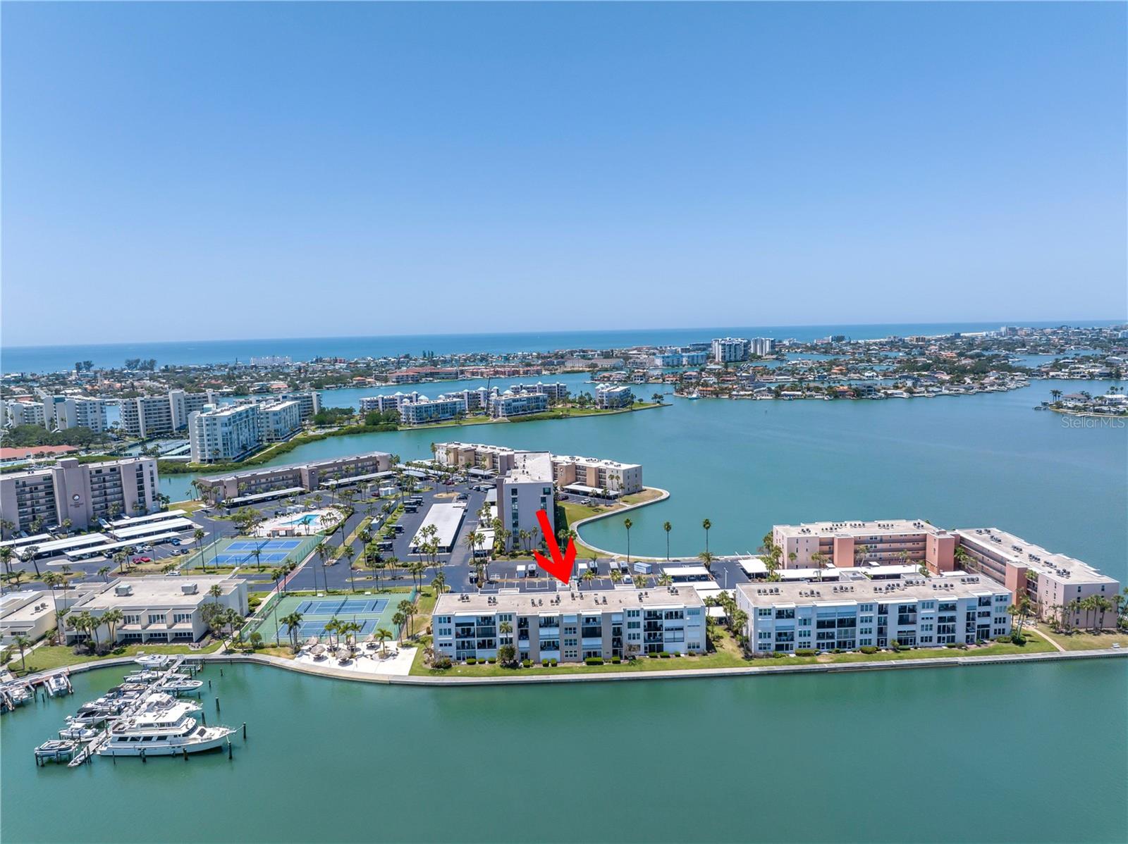 7625 Sun Island Dr S #106, FL