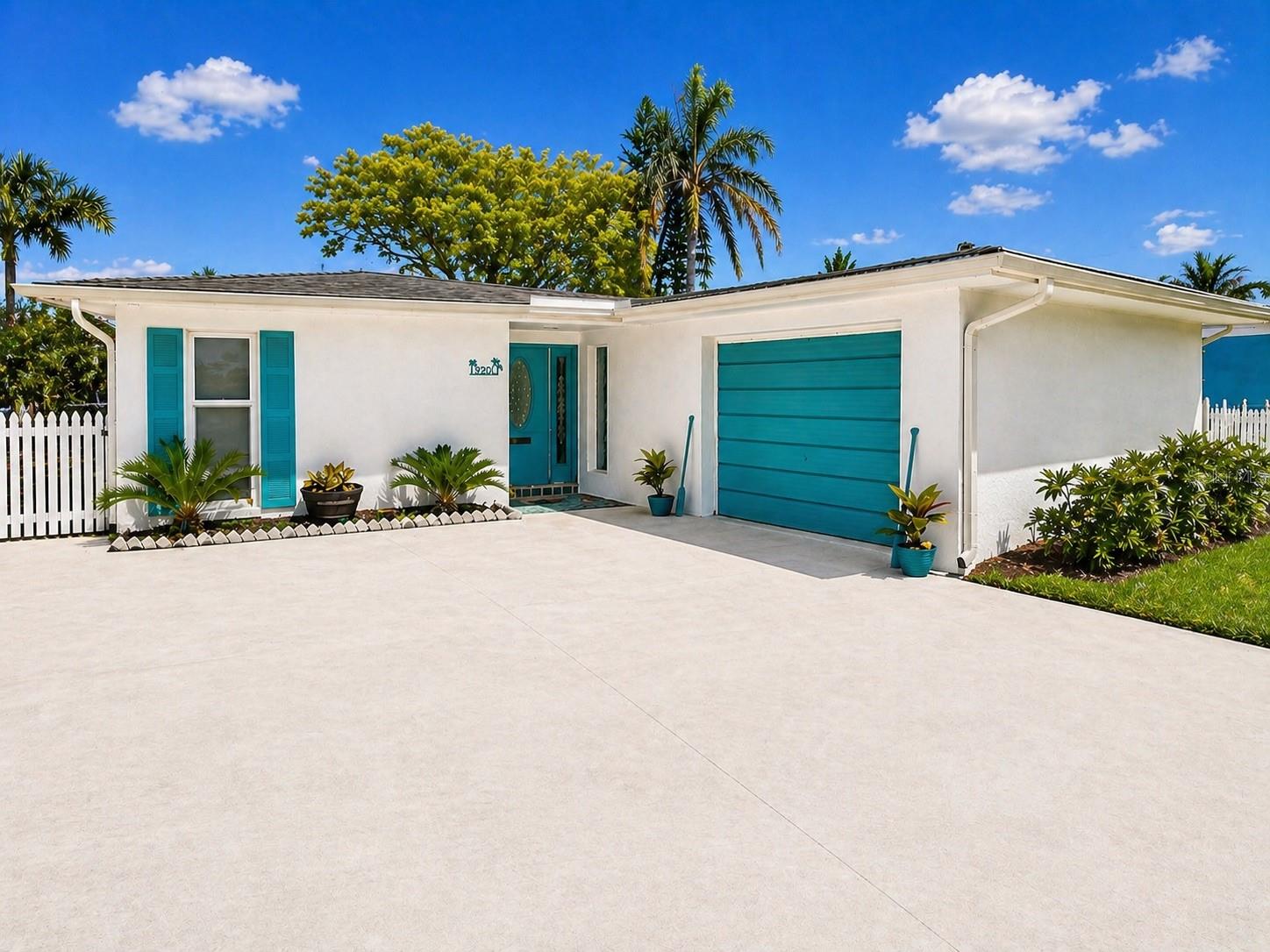 4920 Pelican Drive, FL