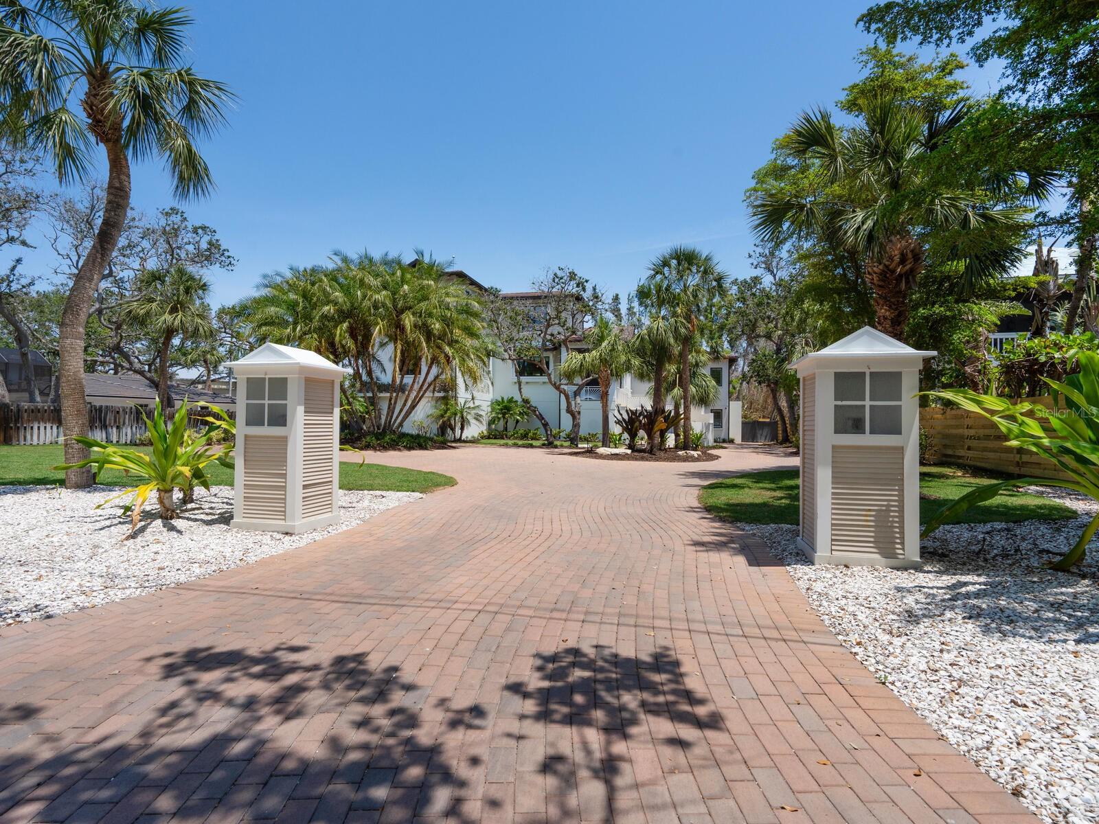 7333 Point Of Rocks Road, FL