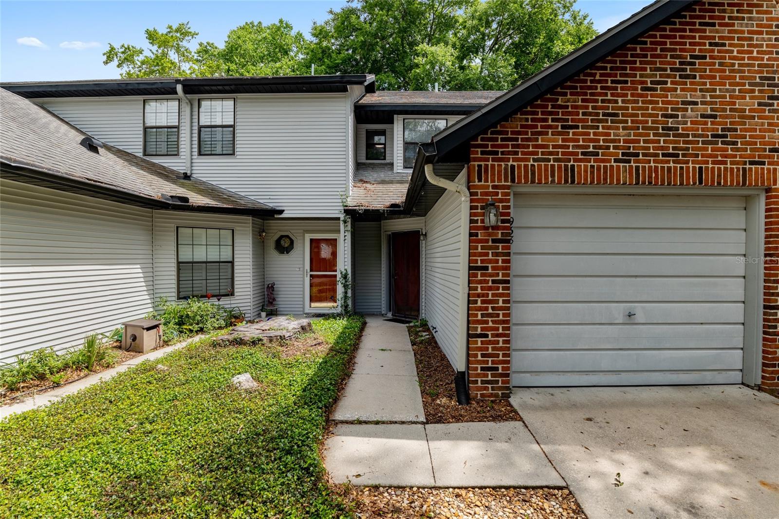 938 42nd Terrace, FL