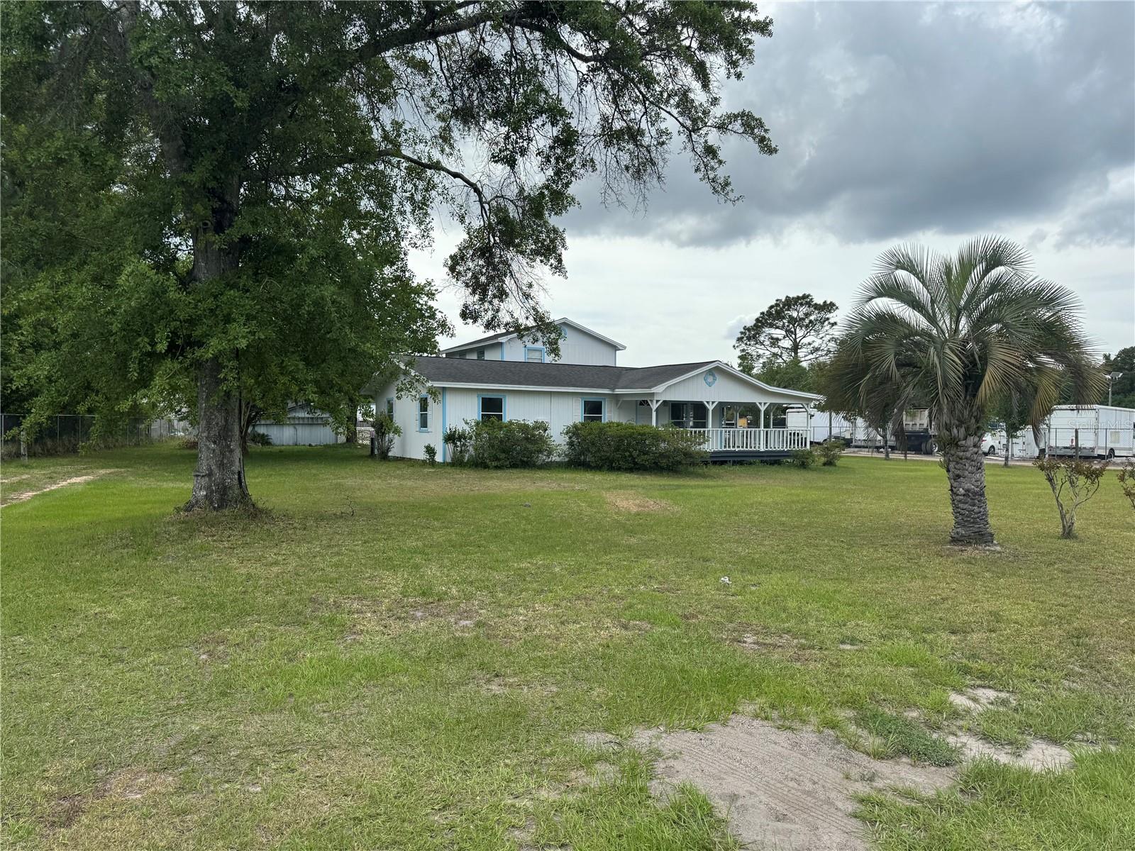 5515/5517 Shad Rd, FL