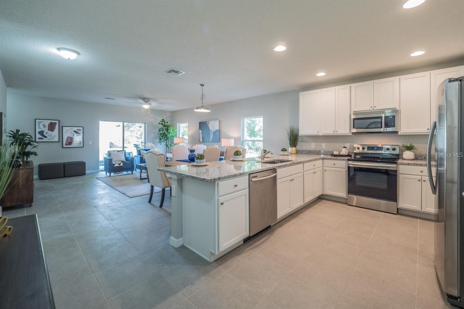 248 Cheshire Court, FL