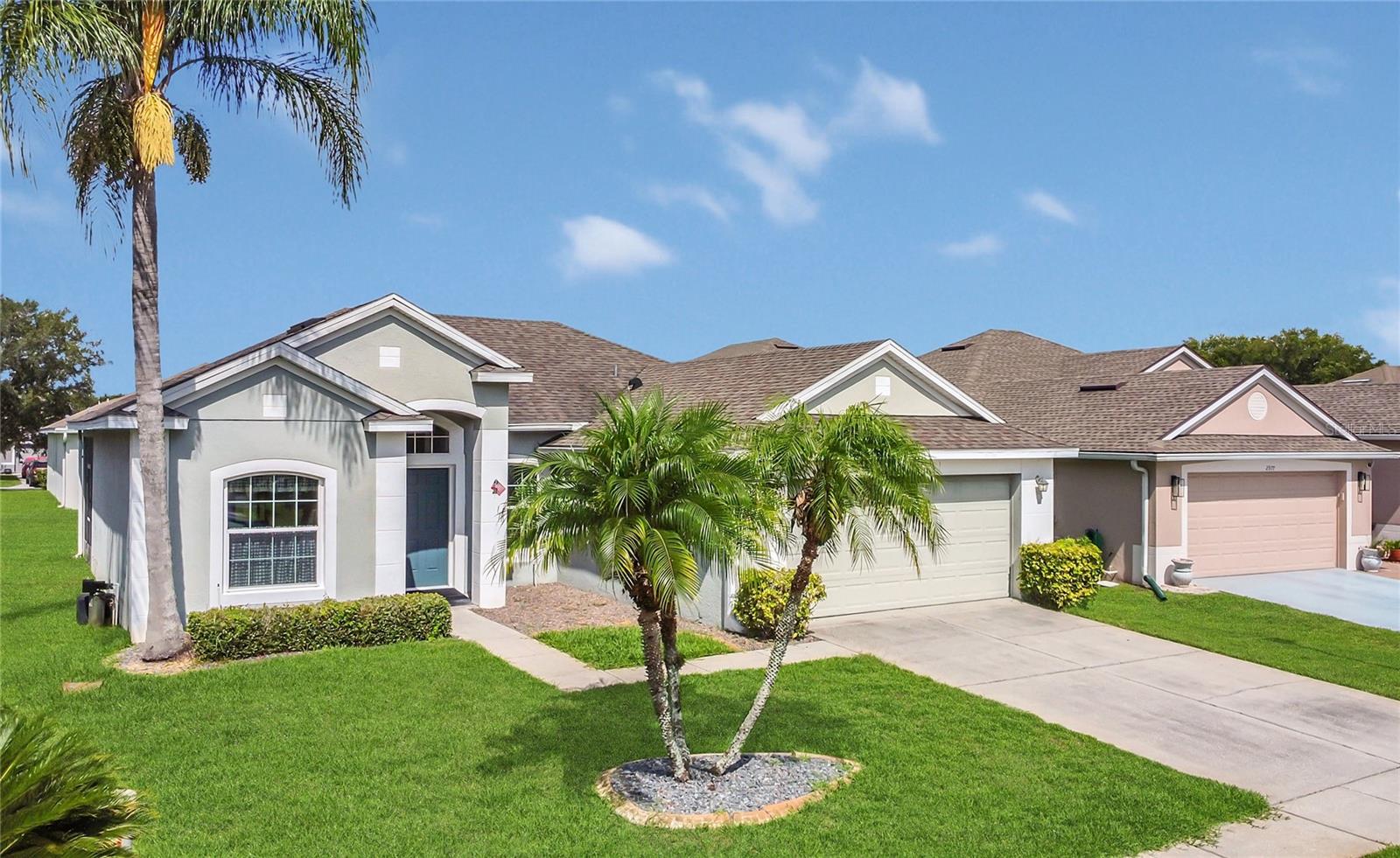 2975 White Cedar Circle, FL
