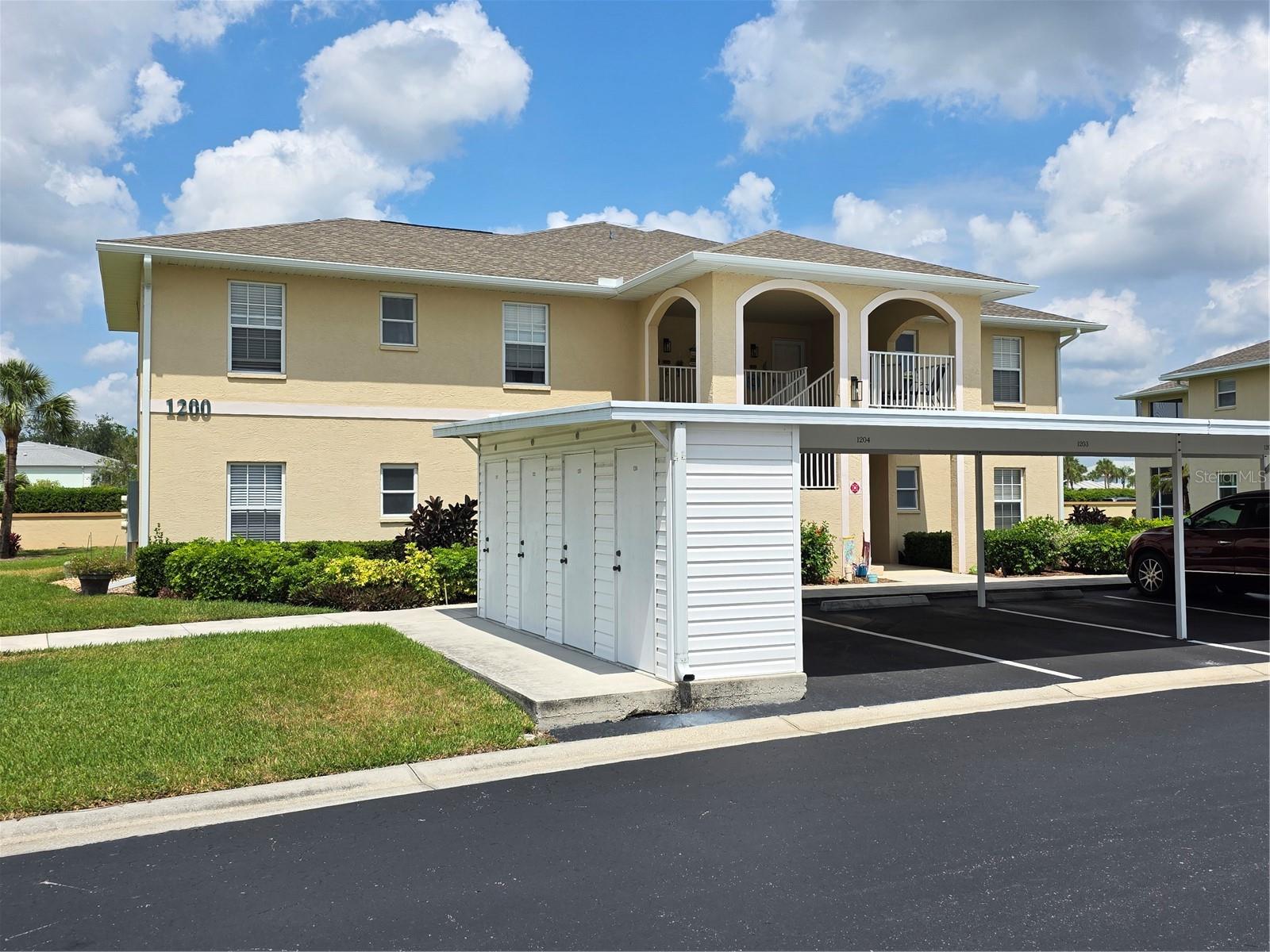 5800 Sabal Trace Dr #1201, FL