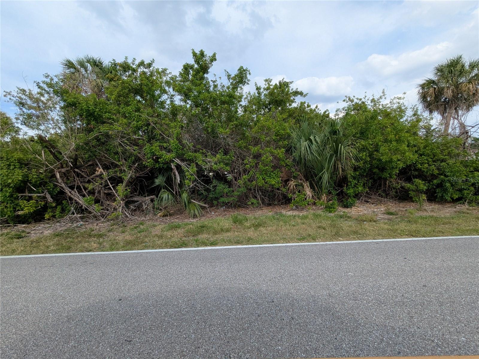 2324 Achilles St, FL
