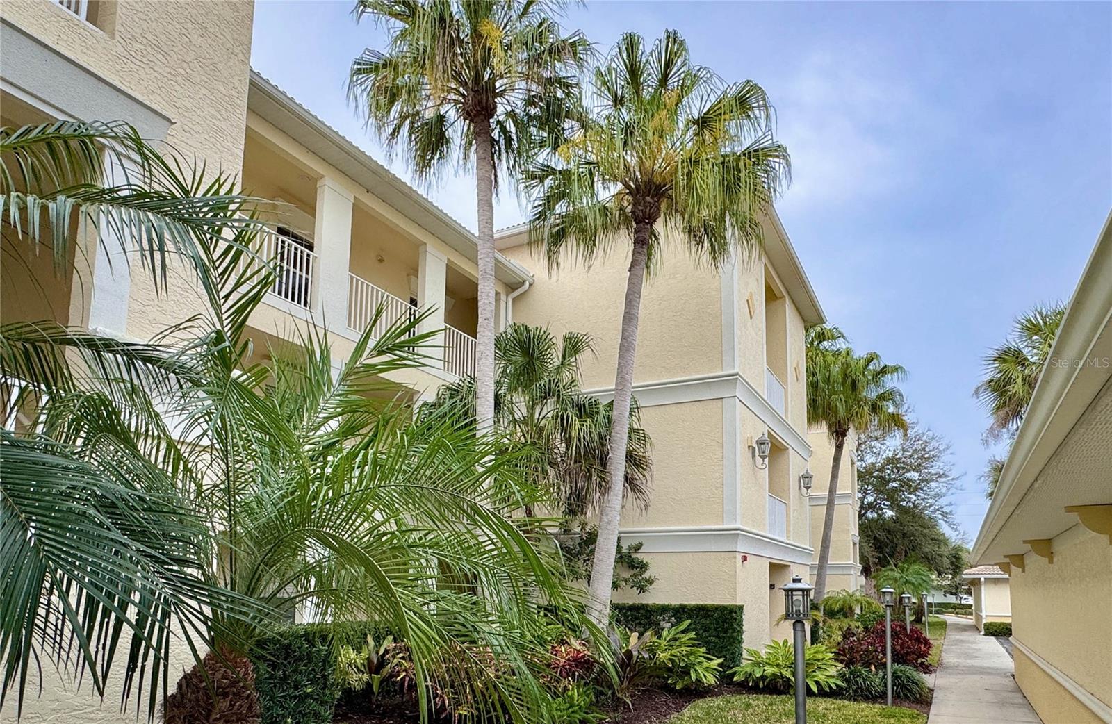 600 Gardens Edge Drive, FL