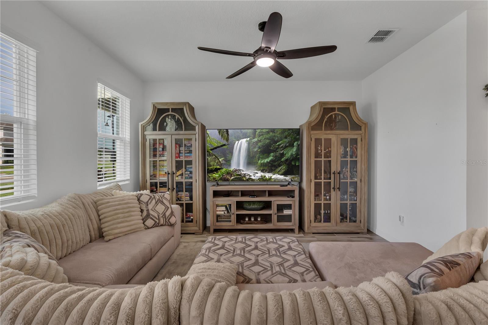 2552 Chickasaw Plum Loop, FL