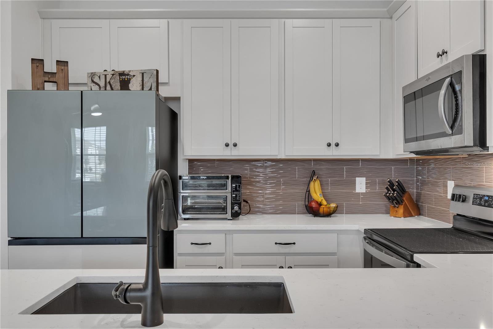 2552 Chickasaw Plum Loop, FL
