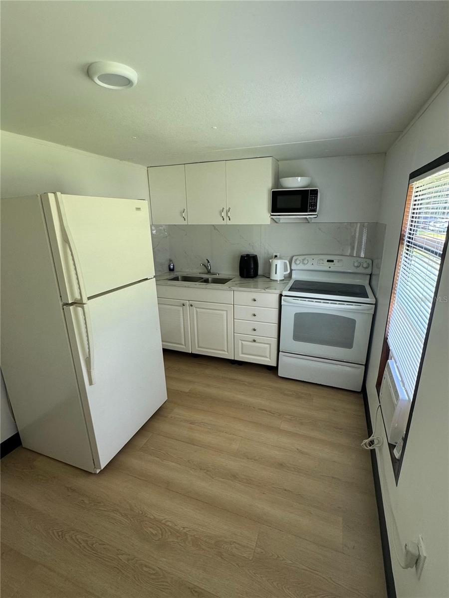 15482 Mapletree Drive, FL
