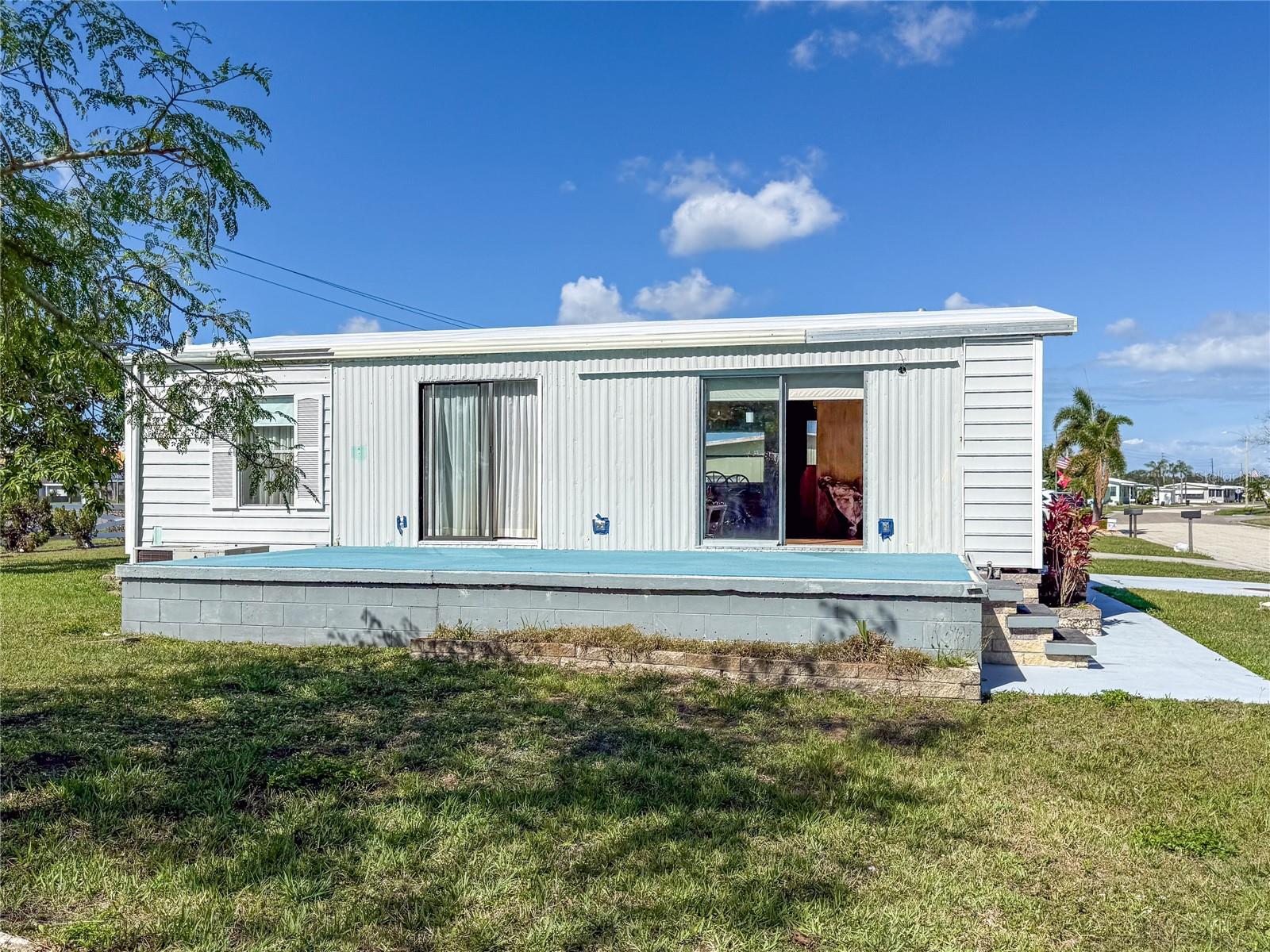 4609 10th Street Court, FL