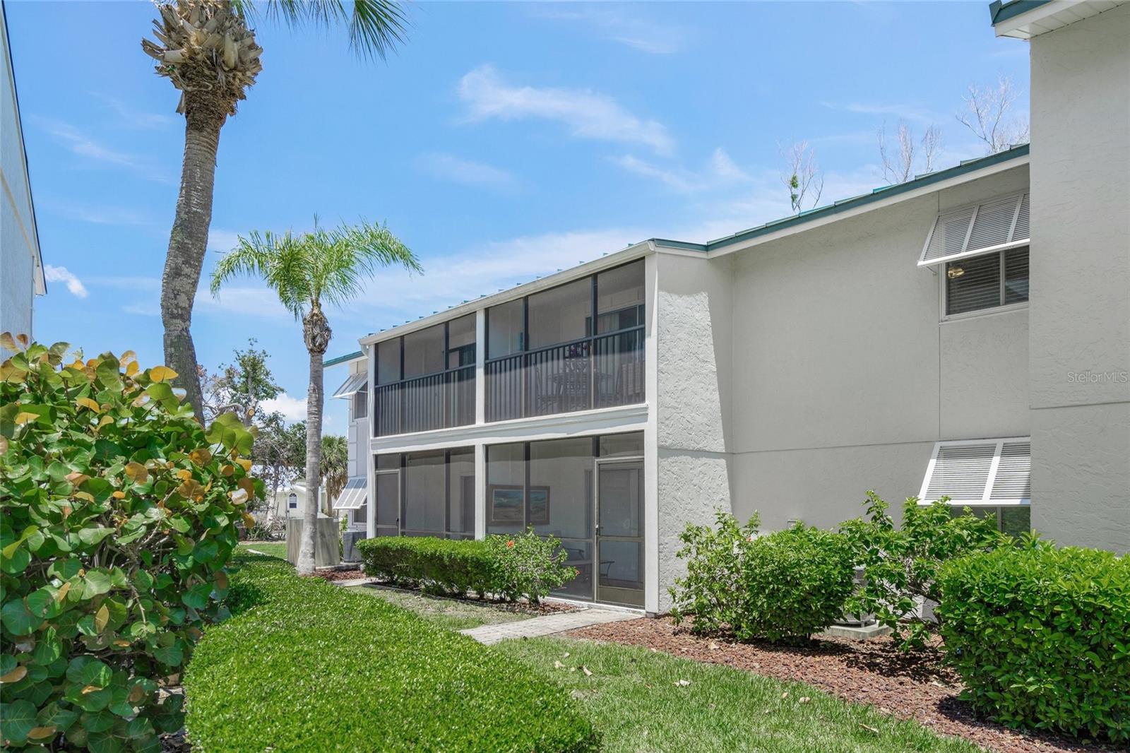5681 Midnight Pass Rd #104, FL