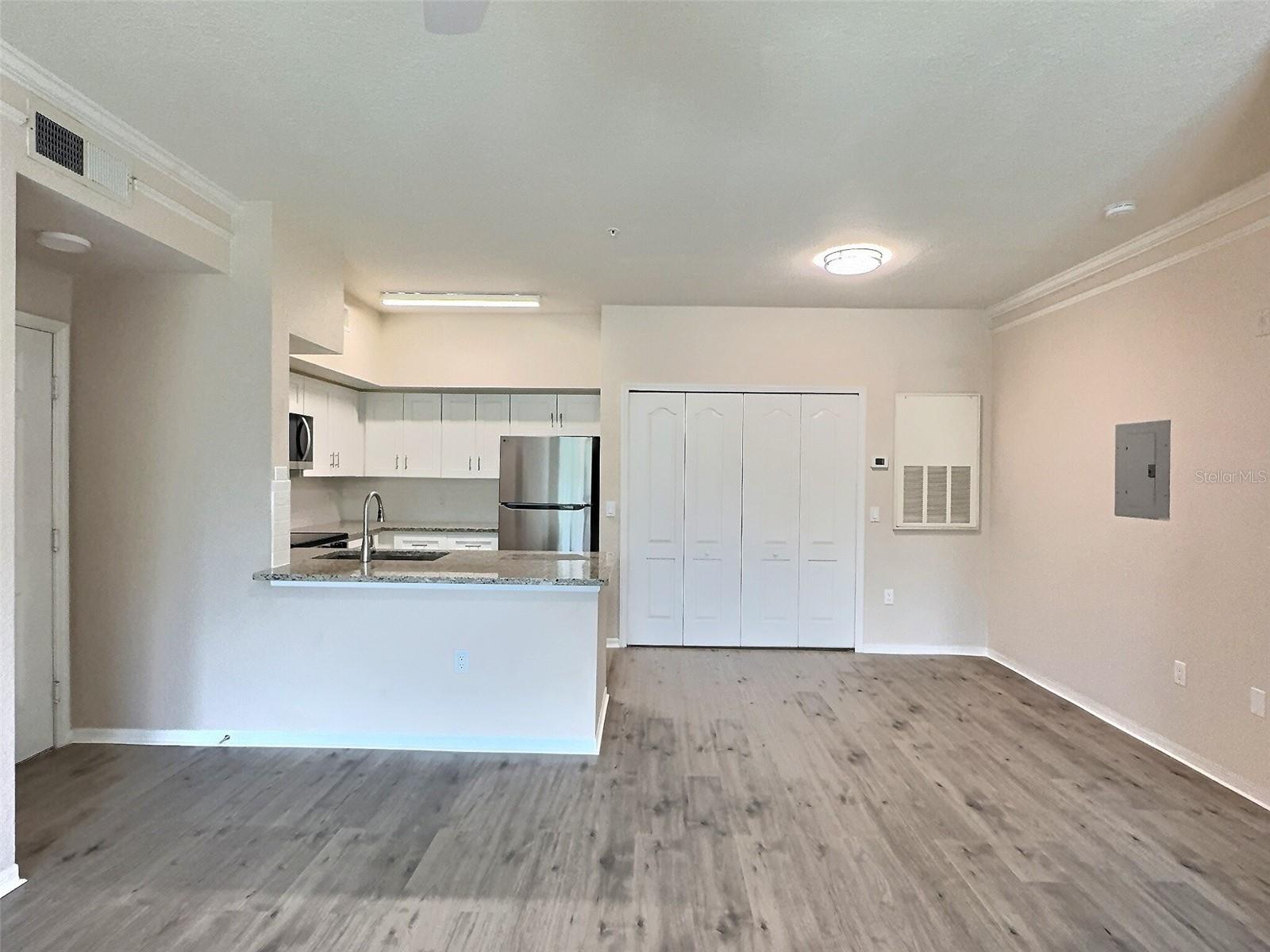 4142 Central Sarasota Parkway, FL