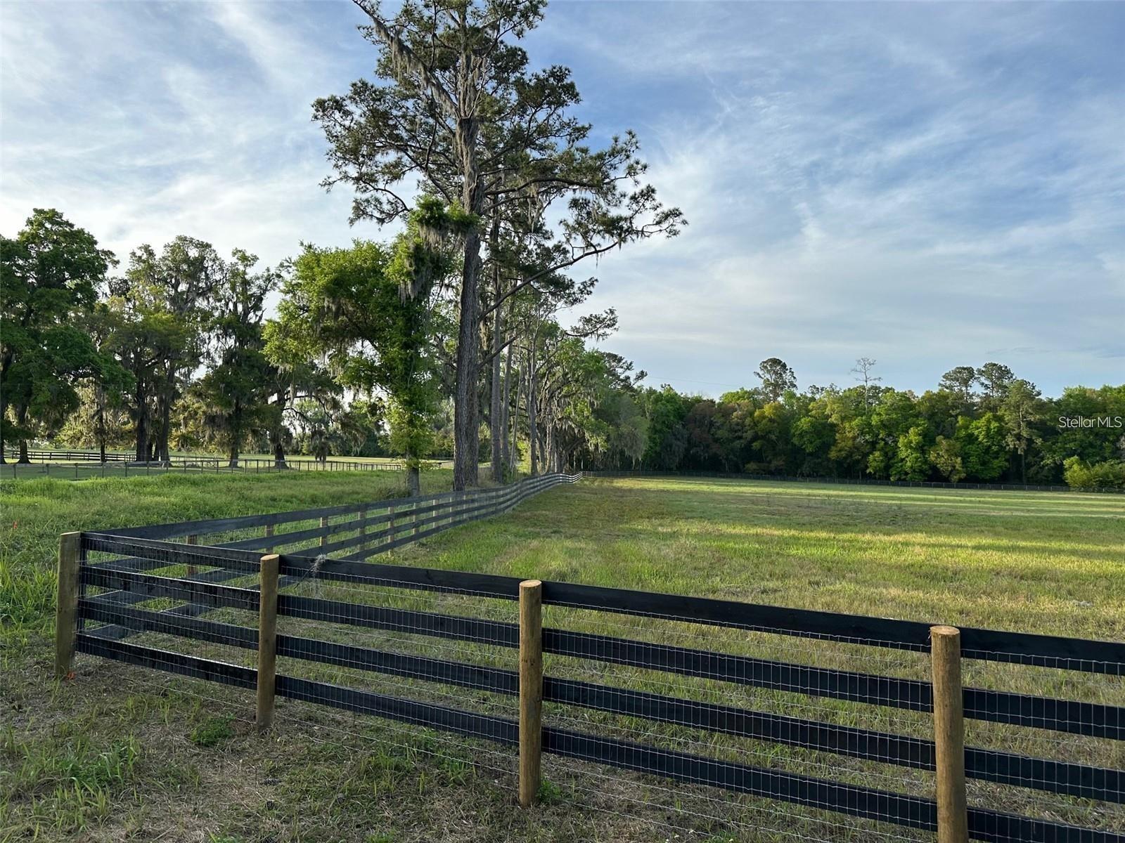 5201 W Highway 329, FL