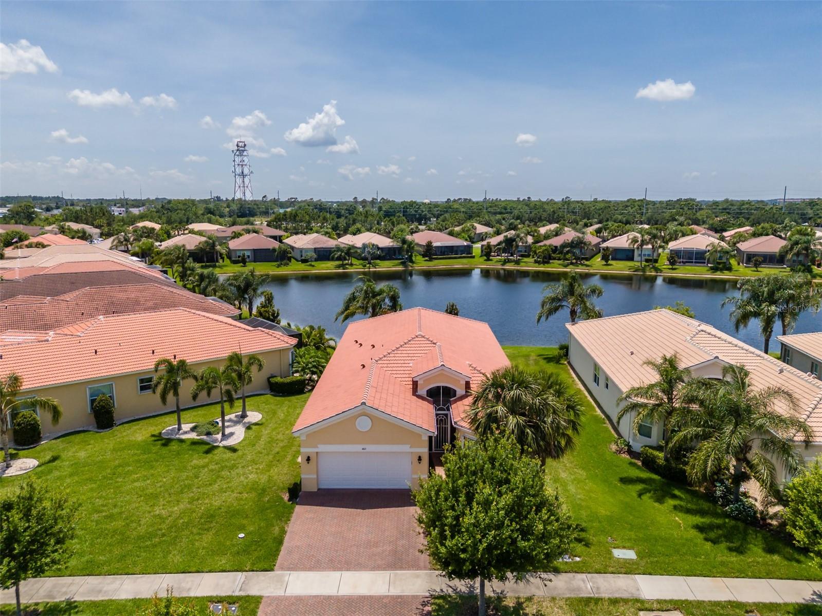 4821 Grand Banks Dr, FL