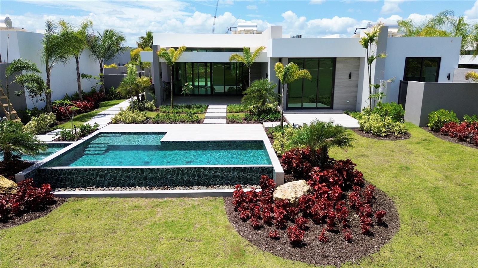 The Isles, #55 Lakefront Home,, PR