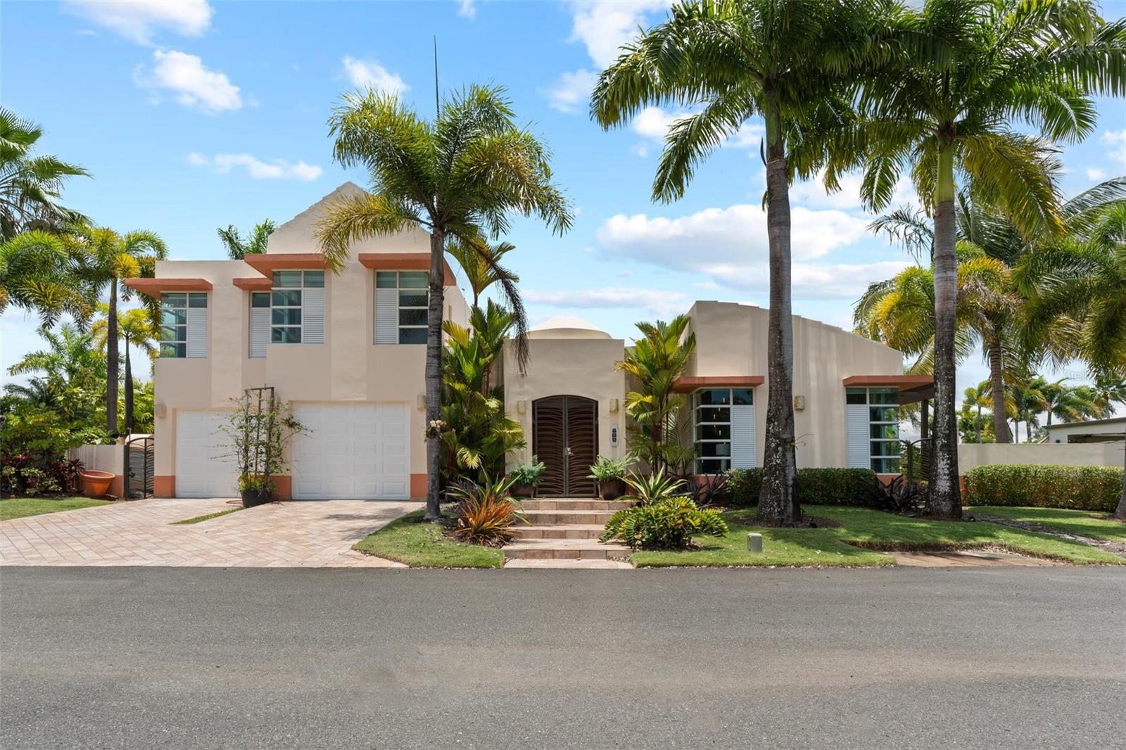 5 Paseo Las Palmas, PR