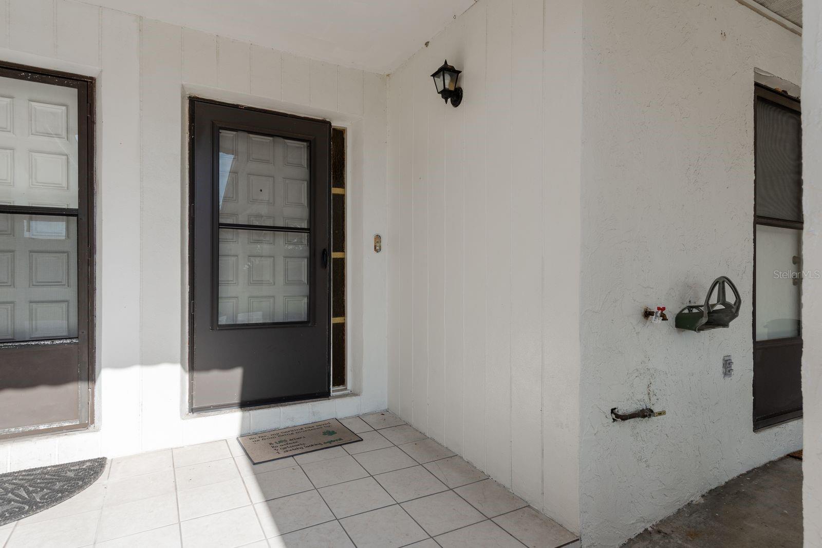 4039 La Pasida Lane, FL