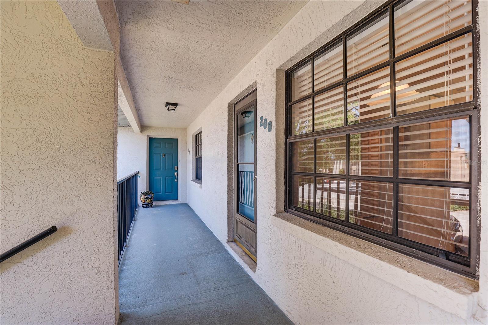11800 Park Boulevard, FL